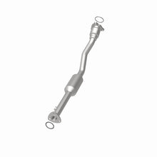 Load image into Gallery viewer, MagnaFlow Direct Fit Catalytic Converter 99-02 GM Alero/Sunfire 2.4L