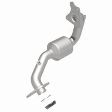 Load image into Gallery viewer, MagnaFlow Direct Fit Catalytic Converter 2015 Juke L4 1.6L OEM