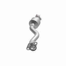 Load image into Gallery viewer, MagnaFlow Direct Fit Catalytic Converter 09-10 Honda Fit 1.5L Rear
