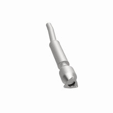 Load image into Gallery viewer, MagnaFlow Direct Fit Catalytic Converter 03-06 VW Phaeton 4.2L PS Rr