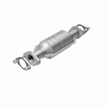 Load image into Gallery viewer, MagnaFlow Direct Fit Catalytic Converter 09-11 Chevrolet Aveo 1.6L (Rear)