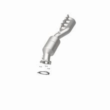 Load image into Gallery viewer, MagnaFlow Direct Fit Catalytic Converter 02-04 VW Passat 4.0L