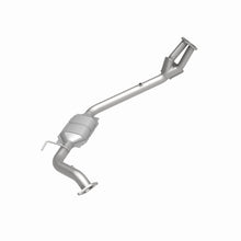 Load image into Gallery viewer, MagnaFlow Direct Fit Catalytic Converter ISUZU RODEO 2.2L OEM