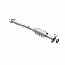 Load image into Gallery viewer, MagnaFlow Direct Fit Catalytic Converter 2000 Chevy Tracker 1.6L