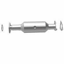 Load image into Gallery viewer, MagnaFlow Direct Fit Catalytic Converter OEM 2001-2002 Acura MDX/2003-2004 Honda Pilot Underbody