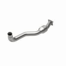 Load image into Gallery viewer, MagnaFlow Direct Fit Catalytic Converter01-05 GM Silv/Sierra 6.6L