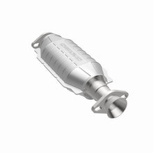 Load image into Gallery viewer, MagnaFlow Direct Fit Catalytic Converter 94-97 Montero 3.5L rear 49S