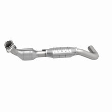Load image into Gallery viewer, MagnaFlow Direct Fit Catalytic Converter 03 Lincoln Navigator 5.4L