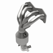 Load image into Gallery viewer, MagnaFlow Direct Fit Catalytic Converter 2009-2010 Pontiac Vibe 2.4L