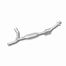 Load image into Gallery viewer, MagnaFlow Direct Fit Catalytic Converter 01-03 Ford E150 4.2L Passenger Side