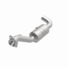Load image into Gallery viewer, MagnaFlow Direct Fit Catalytic Converter 2017 F-150 3.5 OEM Underbody
