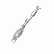 Load image into Gallery viewer, MagnaFlow Direct Fit Catalytic Converter 00-03 Saturn LS 3.0L Rear