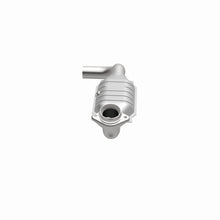 Load image into Gallery viewer, MagnaFlow Direct Fit Catalytic Converter 03-05 Ford Expedition/05-06 Lincoln Navigator 5.4L D/S