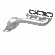 Load image into Gallery viewer, MagnaFlow Direct Fit Catalytic Converter 2009 Kia Borrego 3.8L Passenger Side