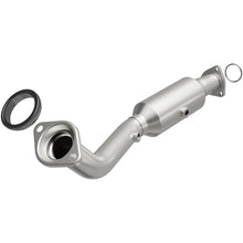 Load image into Gallery viewer, MagnaFlow Direct Fit Catalytic Converter 02-06 Honda CR-V 2.4L OEM