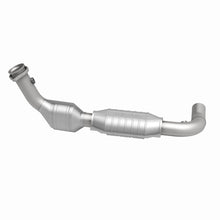 Load image into Gallery viewer, MagnaFlow Direct Fit Catalytic Converter 97-98 Ford Exped 4.6L D/S