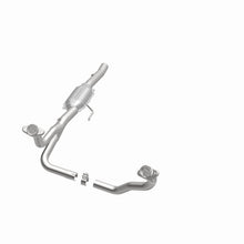 Load image into Gallery viewer, MagnaFlow Direct Fit Catalytic Converter 00-03 Durango 2WD OEM