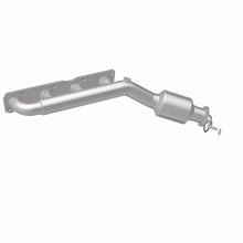 Load image into Gallery viewer, MagnaFlow Direct Fit Catalytic Converter 07 Titan 5.6L D/S manif OEM