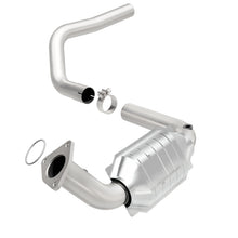 Load image into Gallery viewer, MagnaFlow Direct Fit Catalytic Converter 03-06 Hummer H2 6.0L D/S