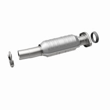 Load image into Gallery viewer, MagnaFlow Direct Fit Catalytic Converter 04-06 Toyota Sienna 3.3L AWD Rear