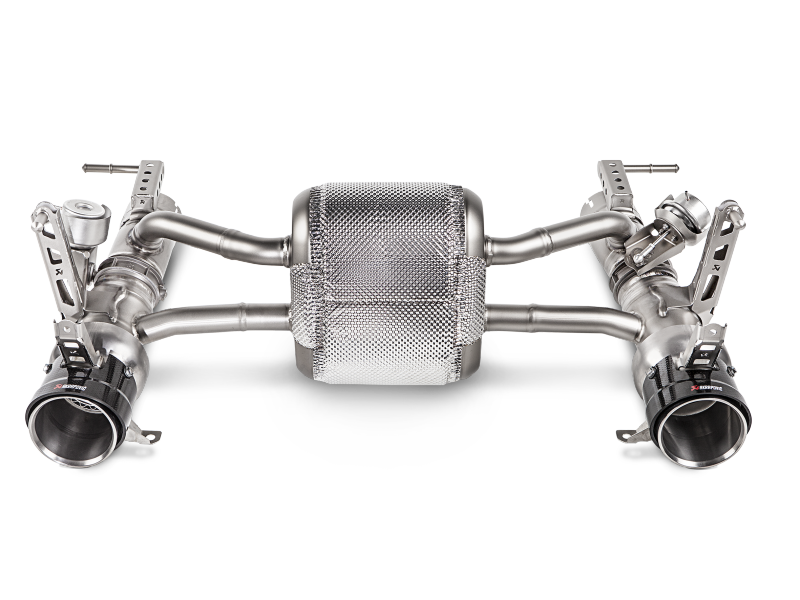 Akrapovic 16-17 Ferrari 488 GTB/488 Spyder Slip-On Line (Titanium) w/ Carbon Tips - GTR Auto