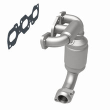 Load image into Gallery viewer, MagnaFlow Direct Fit Catalytic Converter Contour 95-00 2.5L Front MF