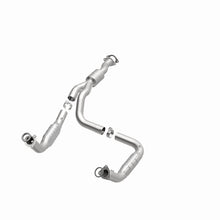 Load image into Gallery viewer, MagnaFlow Direct Fit Catalytic Converter 2011-2012 EXPRESS 2500 6.0L 6.0L Underbody