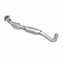 Load image into Gallery viewer, MagnaFlow Direct Fit Catalytic Converter 03 Lincoln Navigator 5.4L