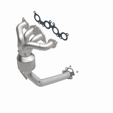 Load image into Gallery viewer, MagnaFlow Direct Fit Catalytic Converter 05-11 Volvo XC90 4.4L Front