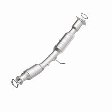 Load image into Gallery viewer, MagnaFlow Direct Fit Catalytic Converter 05-09 Volvo V50 2.4L