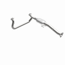 Load image into Gallery viewer, MagnaFlow Direct Fit Catalytic Converter Astro-Safari Van 96-99