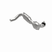 Load image into Gallery viewer, MagnaFlow Direct Fit Catalytic Converter 03-04 Exped Driver Side 4.6L