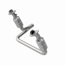 Load image into Gallery viewer, MagnaFlow Direct Fit Catalytic Converter 04 Dodge Durango 3.7L/4.7L