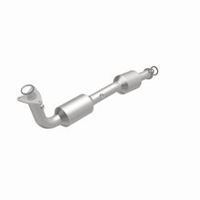 Load image into Gallery viewer, MagnaFlow Direct Fit Catalytic Converter 07-09 Toyota Tundra/Sequoia V8 4.7L