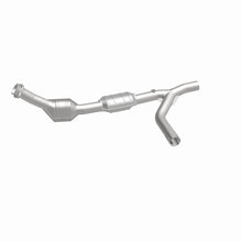 Load image into Gallery viewer, MagnaFlow Direct Fit Catalytic Converter 97-00 Ford Vans 4.2L