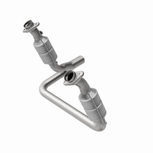 Load image into Gallery viewer, MagnaFlow Direct Fit Catalytic Converter 04 Dodge Durango 3.7L/4.7L