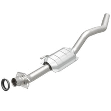 Load image into Gallery viewer, MagnaFlow Direct Fit Catalytic Converter 83-86 Omni/Horizon 1.6L CA