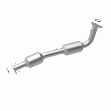 Load image into Gallery viewer, MagnaFlow Direct Fit Catalytic Converter 07-09 Toyota Tundra/Sequoia V8 4.7L