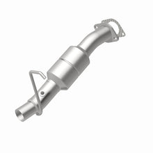 Load image into Gallery viewer, MagnaFlow Direct Fit Catalytic Converter 05 Silverado 2500HD 6.0L