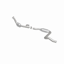 Load image into Gallery viewer, MagnaFlow Direct Fit Catalytic Converter 2003 ML350 3.7L Underbody