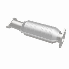 Load image into Gallery viewer, MagnaFlow Direct Fit Catalytic Converter 06-07 Hyundai Sonata 3.3L