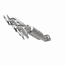 Load image into Gallery viewer, MagnaFlow Direct Fit Catalytic Converter 08-09 Ford Focus 2.0L