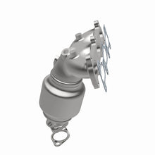 Load image into Gallery viewer, MagnaFlow Direct Fit Catalytic Converter 07-09 Hyundai Santa Fe 2.7L