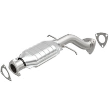 Load image into Gallery viewer, MagnaFlow Direct Fit Catalytic Converter 96-99 Blazer/Jimmy 4.3L