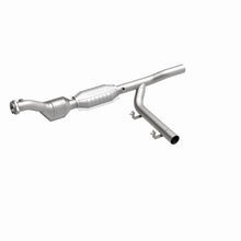 Load image into Gallery viewer, MagnaFlow Direct Fit Catalytic Converter F150/F250 97-98 4.6L PS 4wd