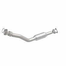 Load image into Gallery viewer, MagnaFlow Direct Fit Catalytic Converter Malibu 98-00 3.1L V6