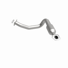 Load image into Gallery viewer, MagnaFlow Direct Fit Catalytic Converter 10-12 Toy FJ/4Runner 4.0L