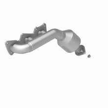 Load image into Gallery viewer, MagnaFlow Direct Fit Catalytic Converter 2009 Kia Borrego 3.8L Driver Side