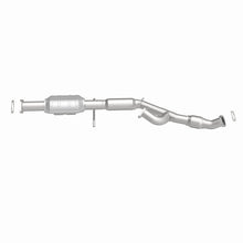 Load image into Gallery viewer, MagnaFlow Direct Fit Catalytic Converter 02-05 Hyundai Sonata 2.7L