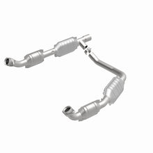 Load image into Gallery viewer, MagnaFlow Direct Fit Catalytic Converter Ford E350 Van 06 5.4L OEM